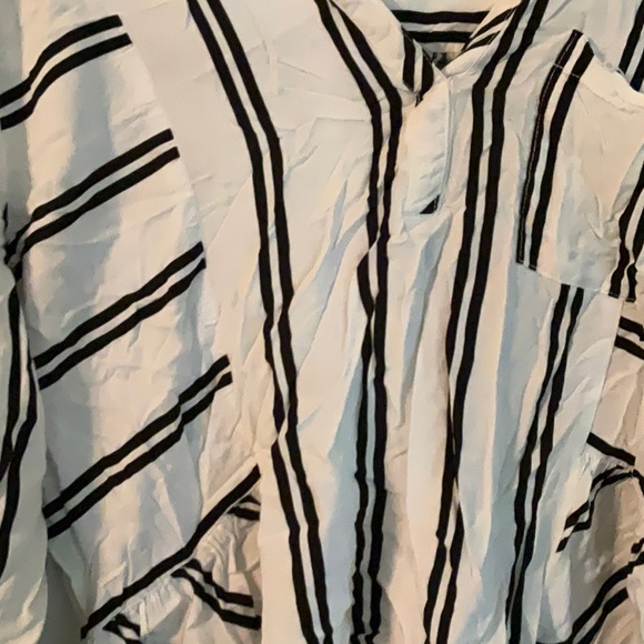 Cato XL Black and White Striped Long Sleeved Blouse - Picture 4 of 6